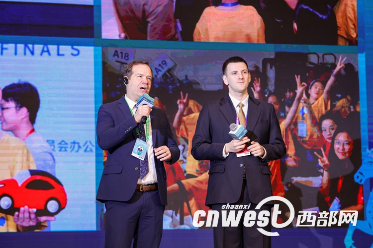 正在上传... 13303c3daf3a0ee43aa36e3273f22799.png