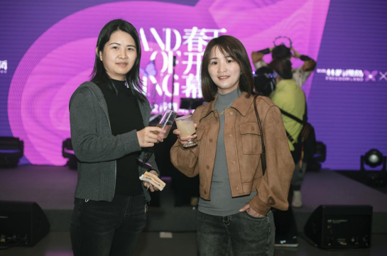 正在上传... 0867357e5f276bfd45e9f937fd194dce.png