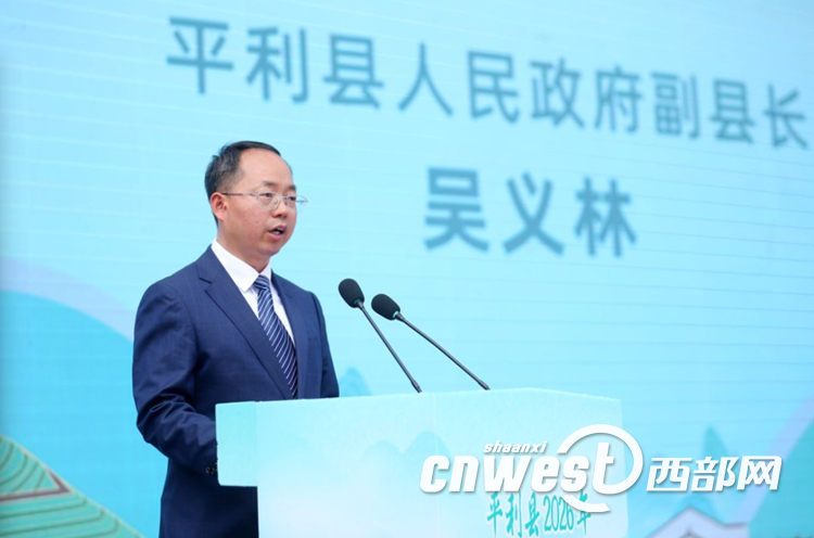 正在上传... cdaee550cbd6532916445af6ee6be930.png