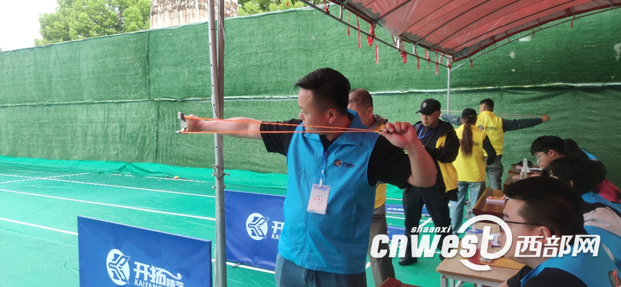 正在上传... beadd7e8a2b6ac1a03d339739169736e.png