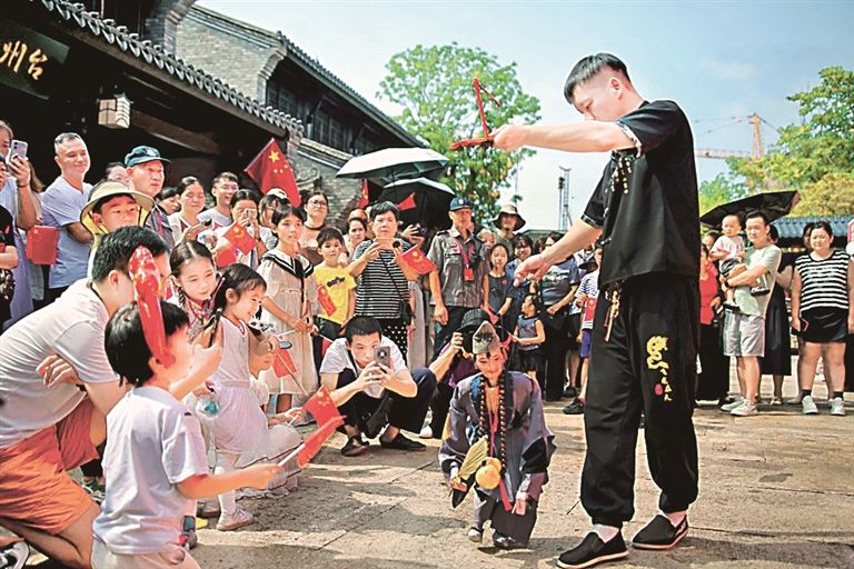 【文化中国行】浙江台州路桥:千年商街 历久弥新 【文化中国行】浙江台州路桥:千年商街 历久弥新