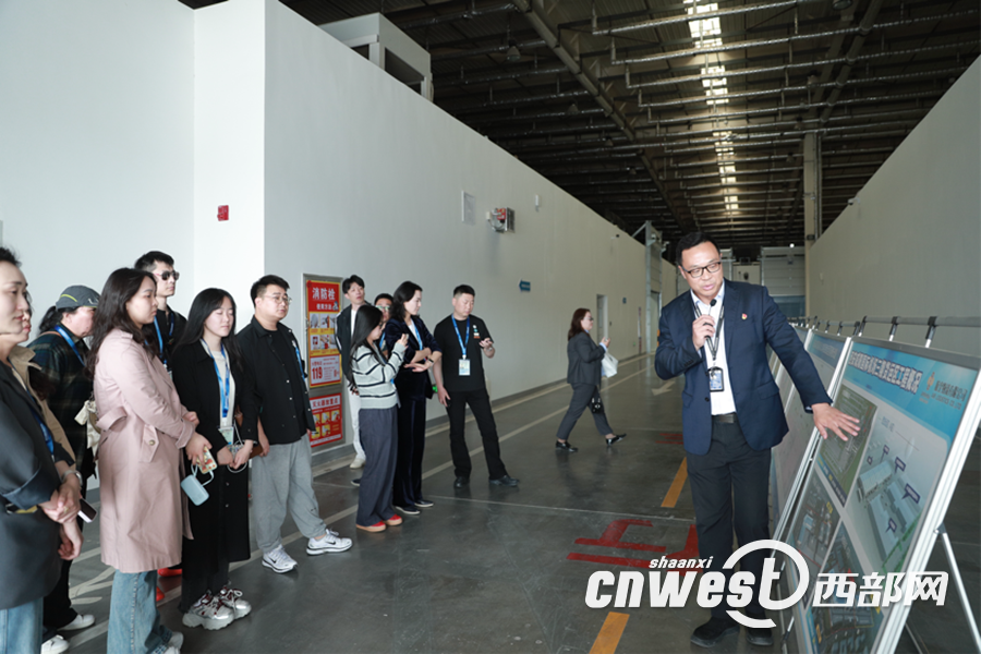 正在上传... 52bd241d06375f691315a983509b88c1.png