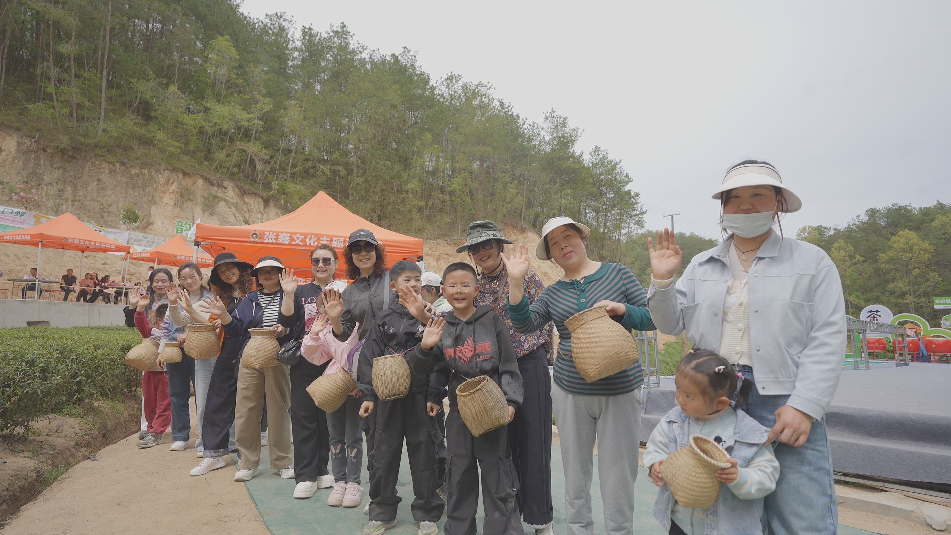 正在上传... 73793ec2a3de1158dc6edb87b8424ee8.jpeg