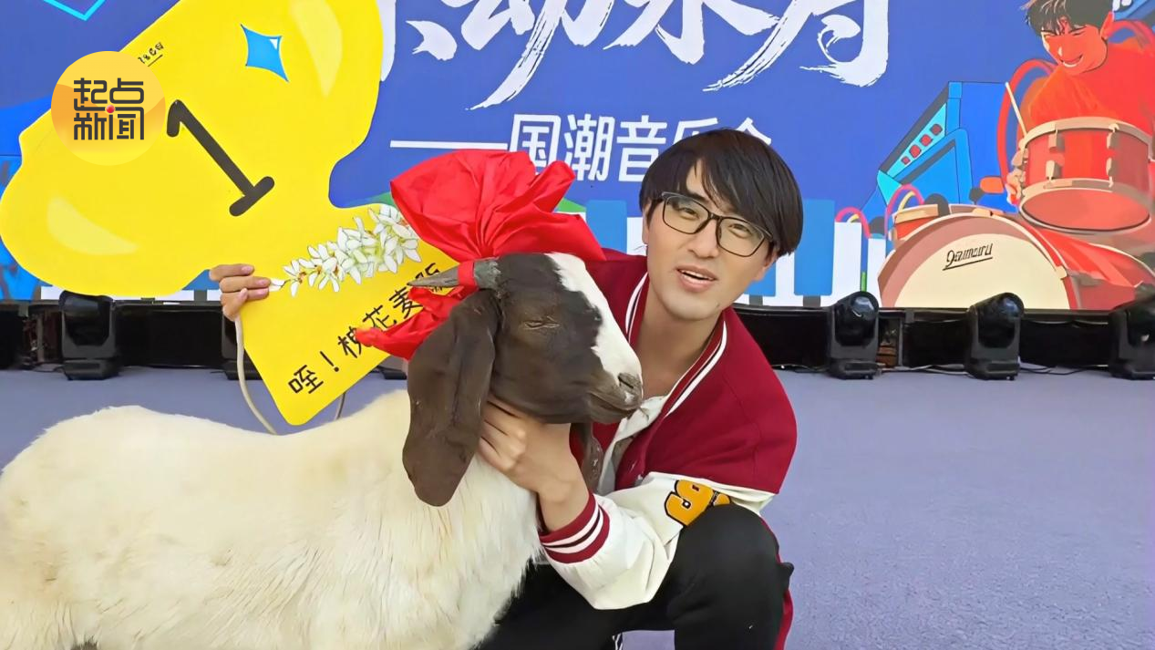 d9a9fd82e8364cf41a40ed32267c0820.png