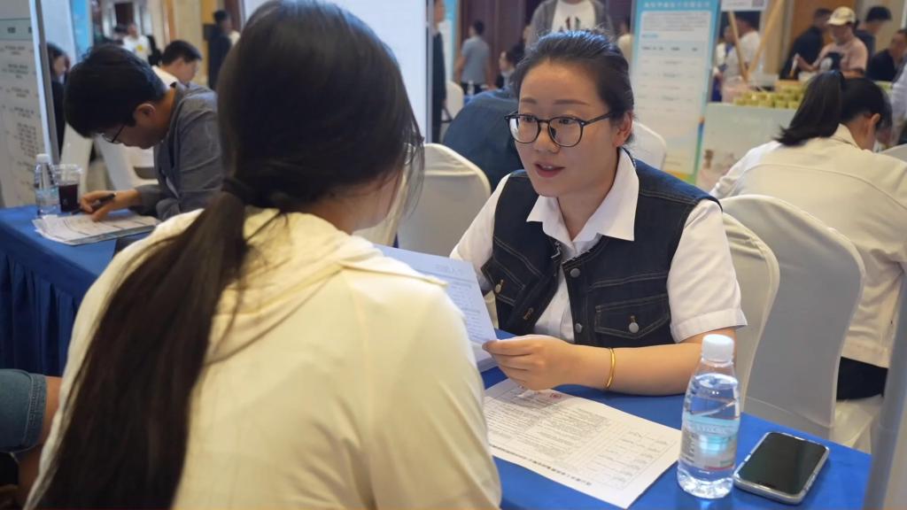 cbd4d9e0de8e34e97f626d8fe484d417.jpeg