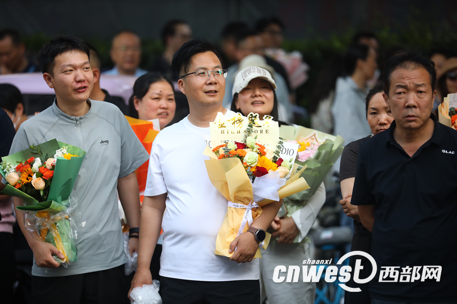 正在上传... 1477aafc450c41326efc17e743f2530d.png