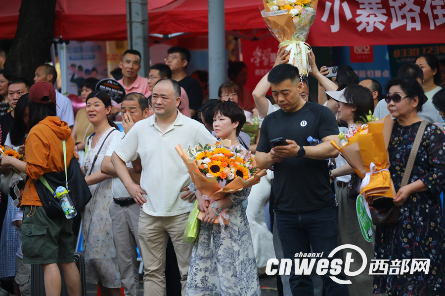 正在上传... f1d43eda92426ce32f9e11315f05b135.png