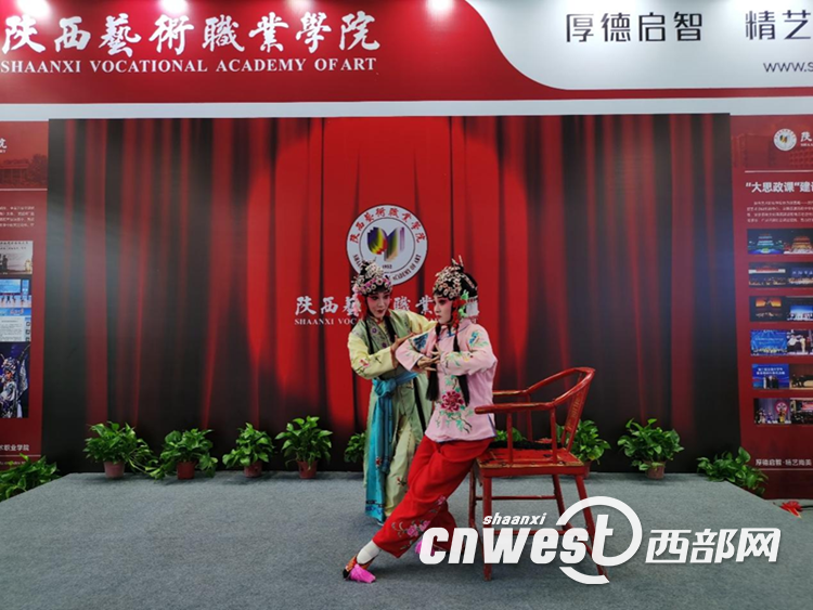 e403cf1379d4d7d51104589f890765ef.png