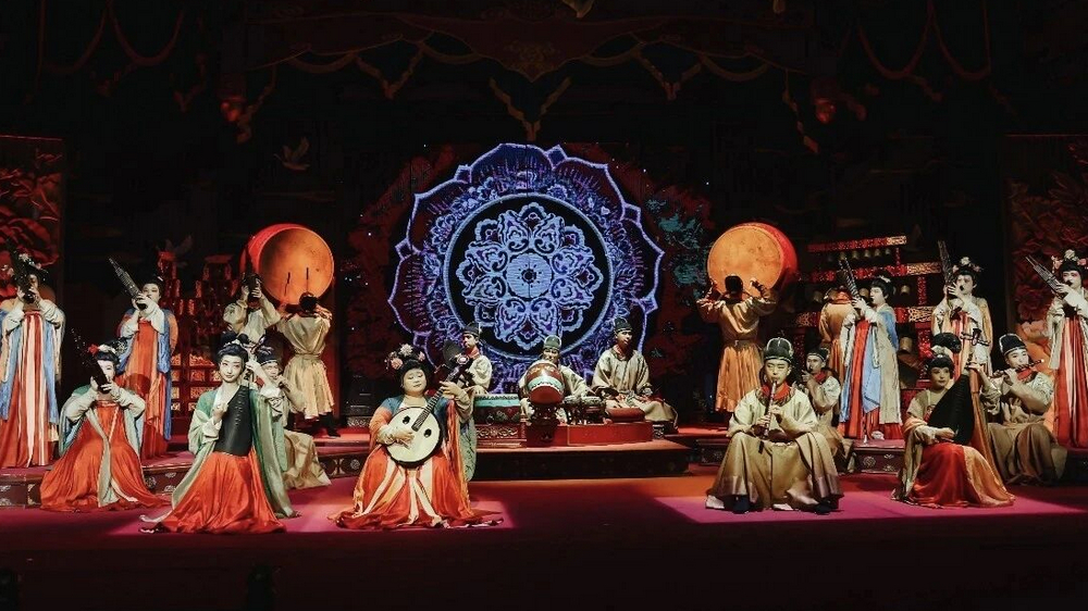 大唐芙蓉园暑期系列活动启幕 “长安舞会·音乐季”解锁夏日长安新玩法