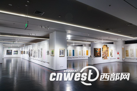 正在上传... b6cc4c0faf4b5cafaa4145ebcdd16f31.png