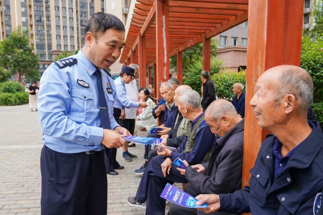 网络安全宣传周丨西安雁塔区开展网络安全宣传进社区进农村活动