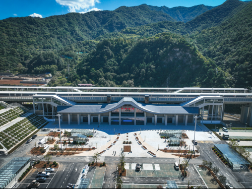 四座新建车站正式亮相！西康高铁全线新建客站完成竣工验收