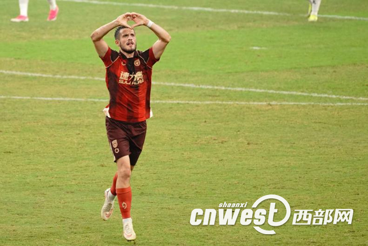 正在上传... 8d03b3f0672c6409bd20556ec000e926.png
