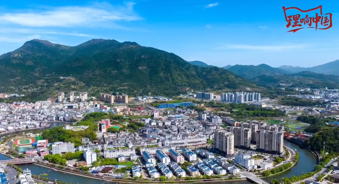 【理响中国·幸福有“理”】福地加“码”，种地也能“云”办公