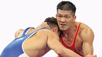 陕西名将彭飞十四运会成功卫冕古典式摔跤男子87公斤级冠军