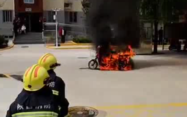 [科普]夺命100秒！电动车起火实验  看消防现场教学