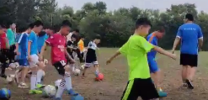 [西安]大学体育老师免费教孩子踢足球26年