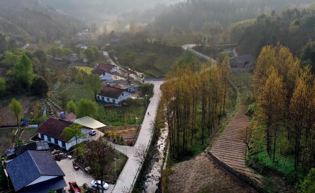 楼房沟民宿群. 陶明 摄