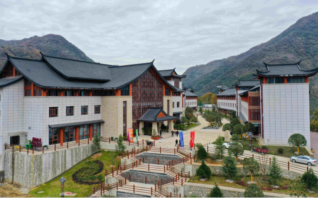 陕西佛坪县:"熊猫之乡"走出特色产业脱贫路