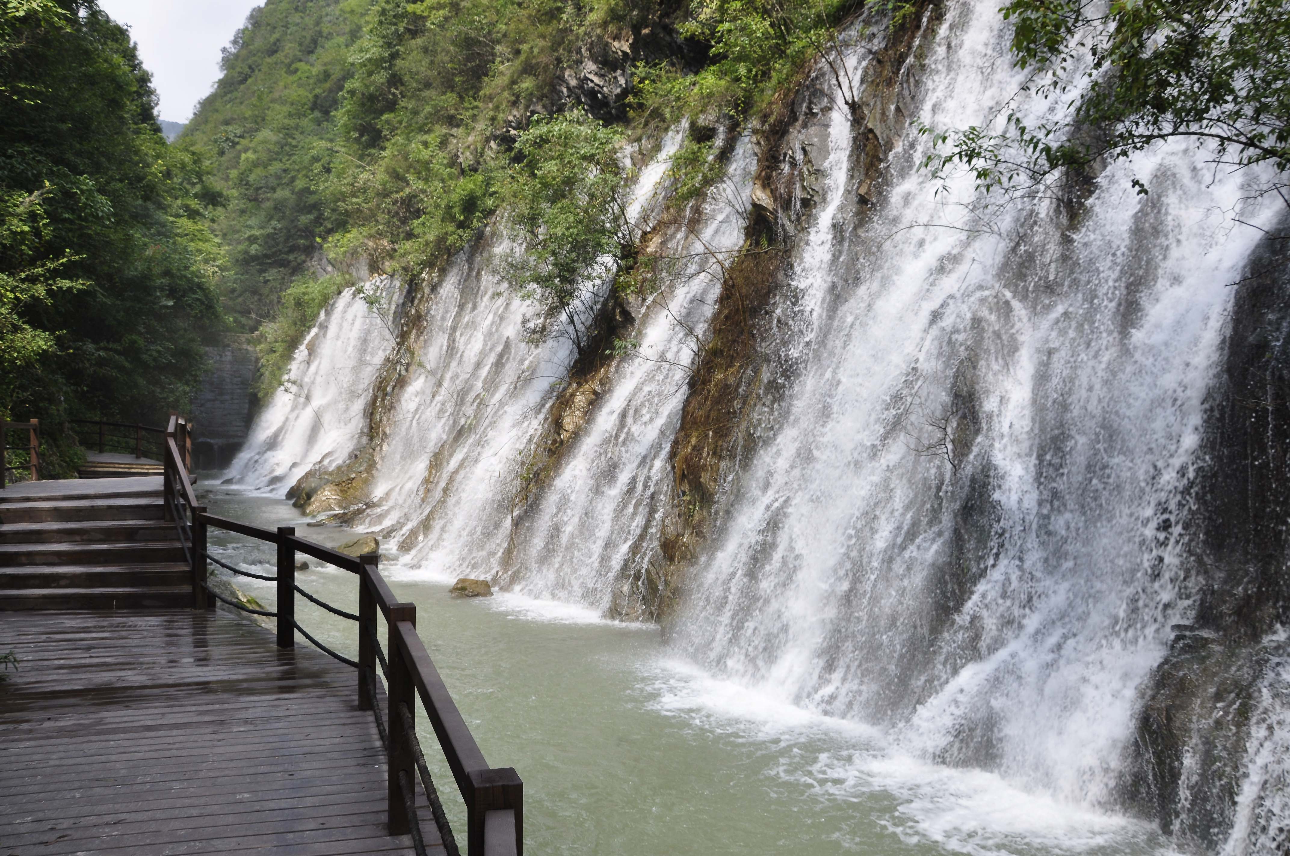 2012年12月二期工程啟動,2013年4月,中壩大峽谷景區被國家旅遊景區