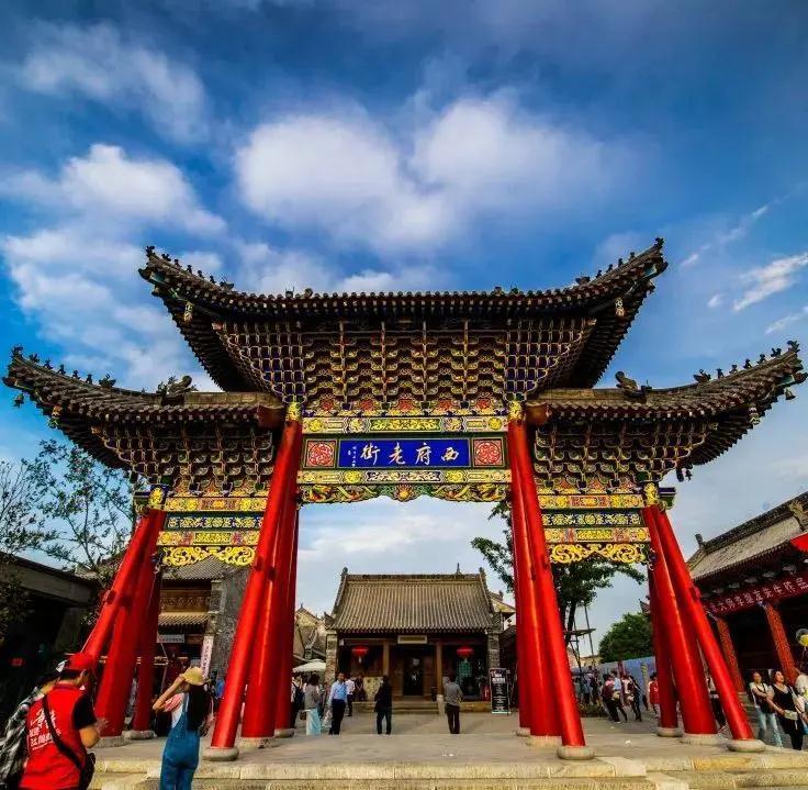 陕西宝鸡:漫游西府老街 领略建筑之美