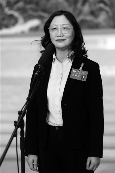 4名政协委员亮相第二场委员通道 看看这些民生热点他们怎么说