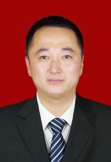 最美城管人侯磊以勤勤恳恳的实干精神丈量城市的优美干净