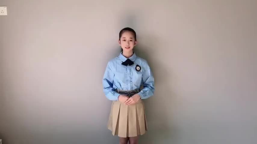 西安初中女孩手势舞平凡天使向抗疫天使们致敬