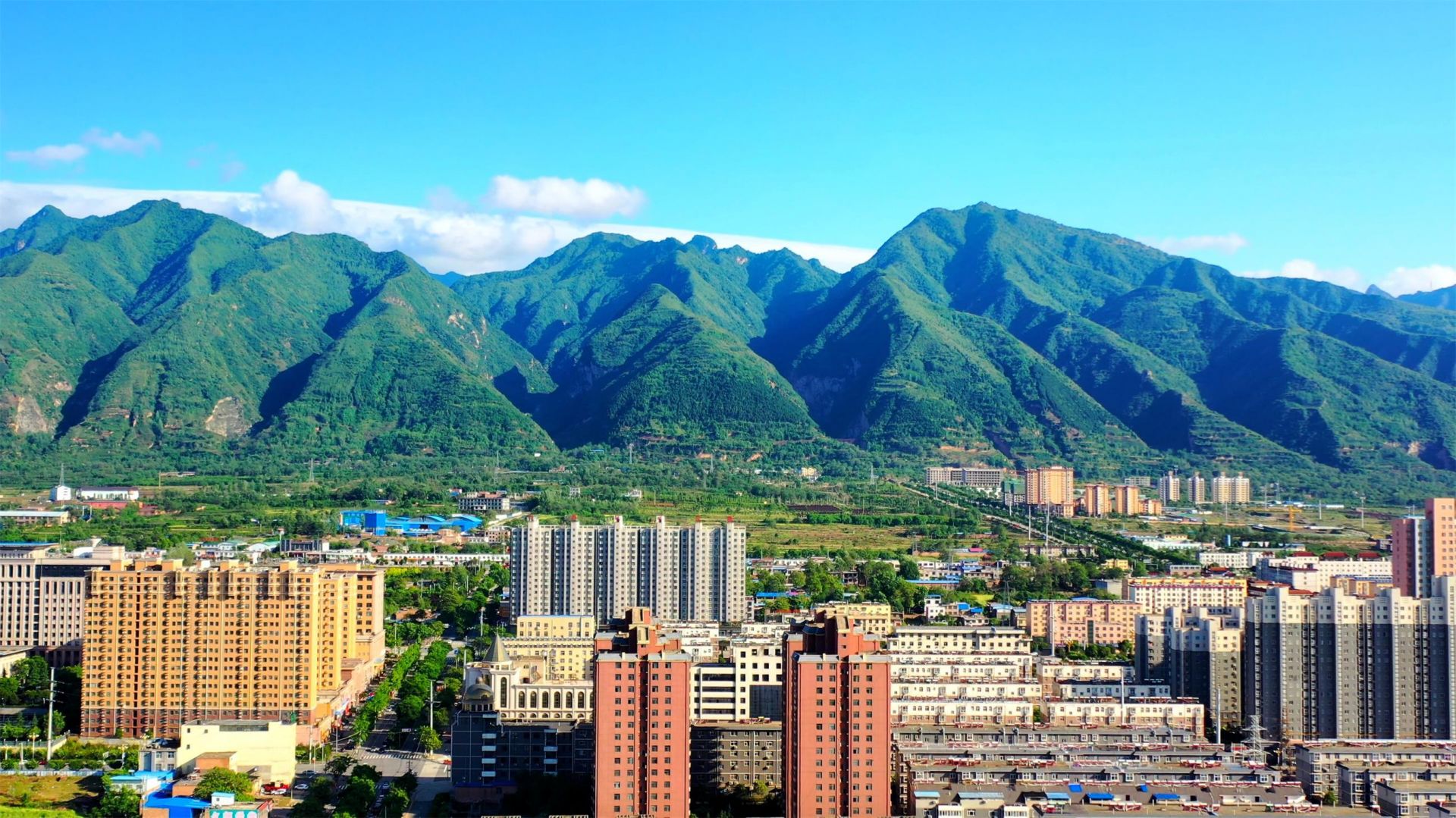 高质量发展书记谈渭南市华州区委书记王海峰感恩奋进勇立潮头奋力谱写