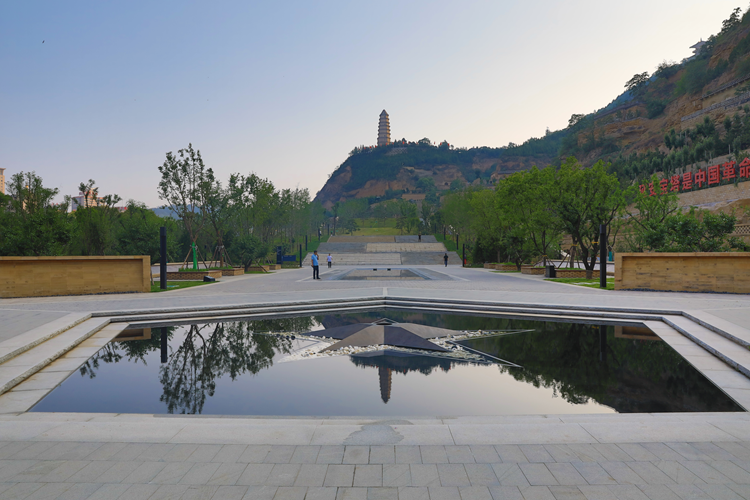 漫说红色陕西丨延安宝塔山