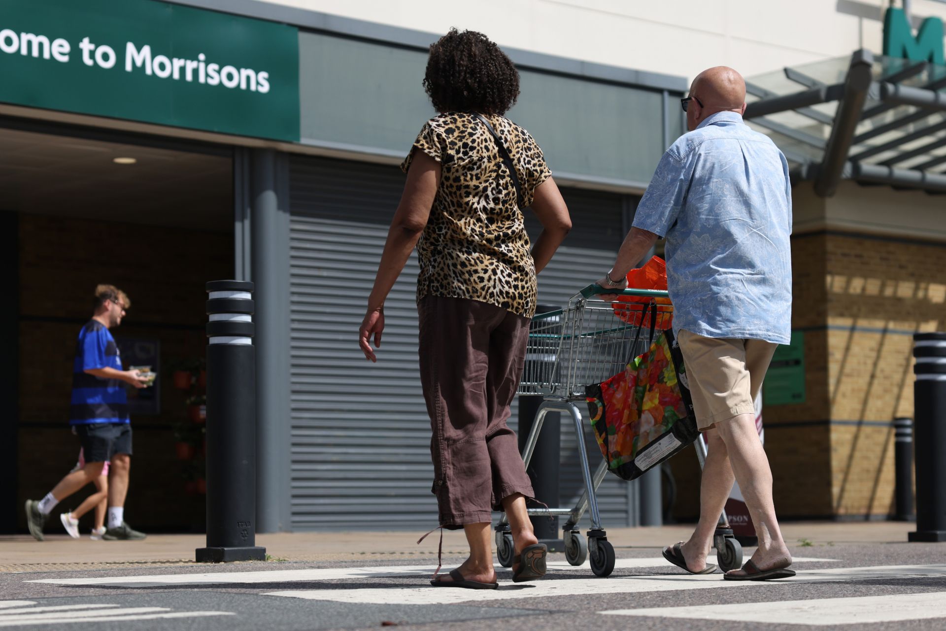 外媒英国生活成本危机加剧高物价将导致更多民众过早死亡
