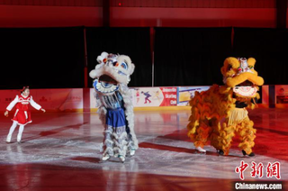 多伦多举行青少年冰上春晚演绎冰上中国范儿