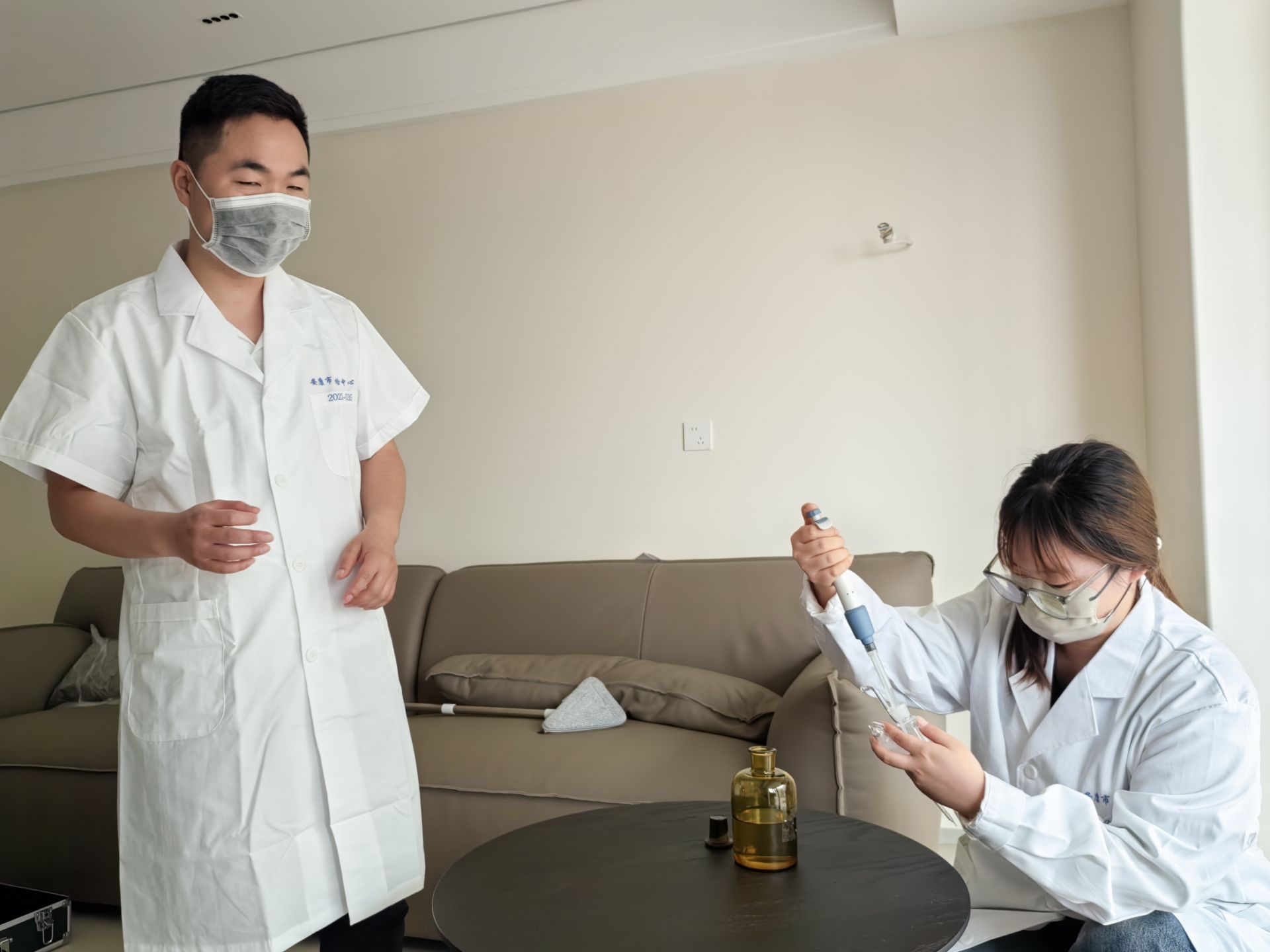 为10户市民免费检测室内空气质量(甲醛含量) 安康市质检中心被点赞