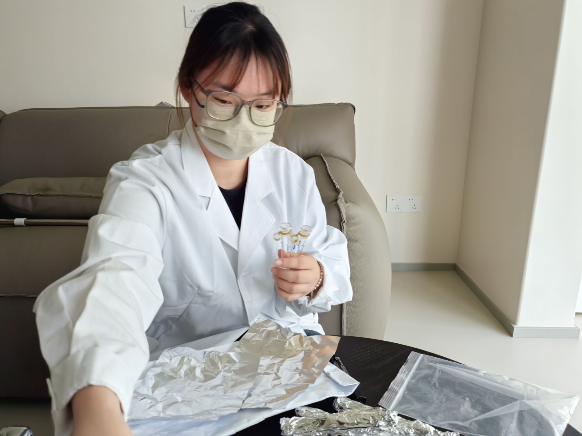 为10户市民免费检测室内空气质量(甲醛含量) 安康市质检中心被点赞